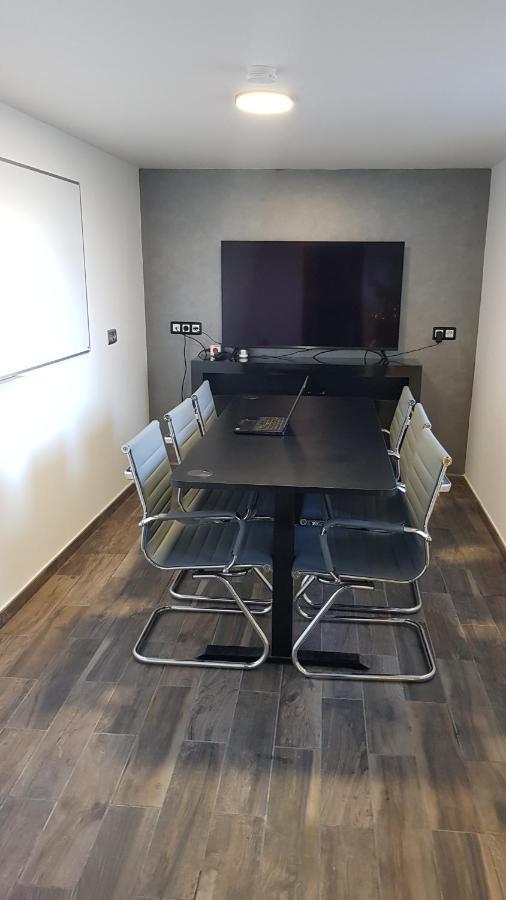 סן נזאר Suite Deluxe, Voyages D'Affaires. מראה חיצוני תמונה